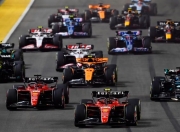 雷火电竞简介-哈斯车队轻取雷诺车队，皮亚斯特里点燃赛场