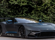 雷火电竞官网-萨内巫师附体！玻利维亚高原上的伪巴萨如何用魔法撕碎宇宙队