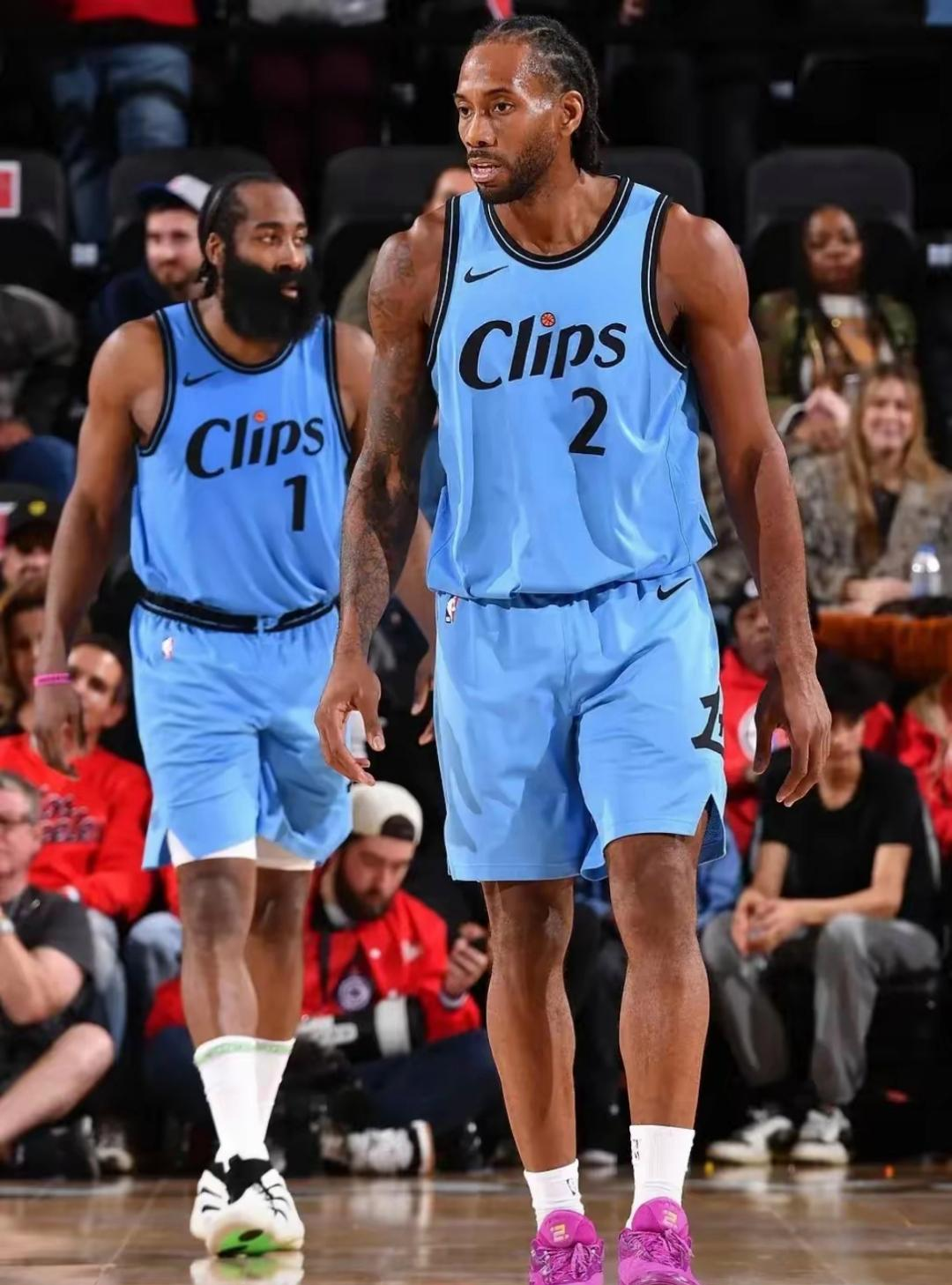 快船绝地反击中国男篮,福克斯爆发神勇的简单介绍 快船绝地反击中国男篮,福克斯爆发神勇的简单介绍