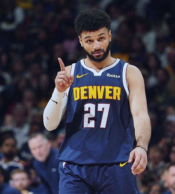 雷恩取得胜利,球队晋级尾声 雷恩取得胜利,球队晋级尾声