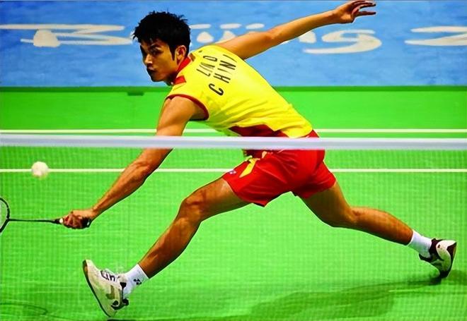 中国羽毛球队横扫丹麦羽毛球队,林丹送出助攻 中国羽毛球队横扫丹麦羽毛球队,林丹送出助攻